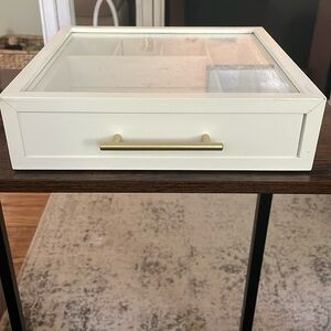 White Wooden Jewlery Box